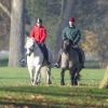Lady Louise Windsor et son père le prince Edward en promenade à cheval à Windsor, le 30 novembre 2019