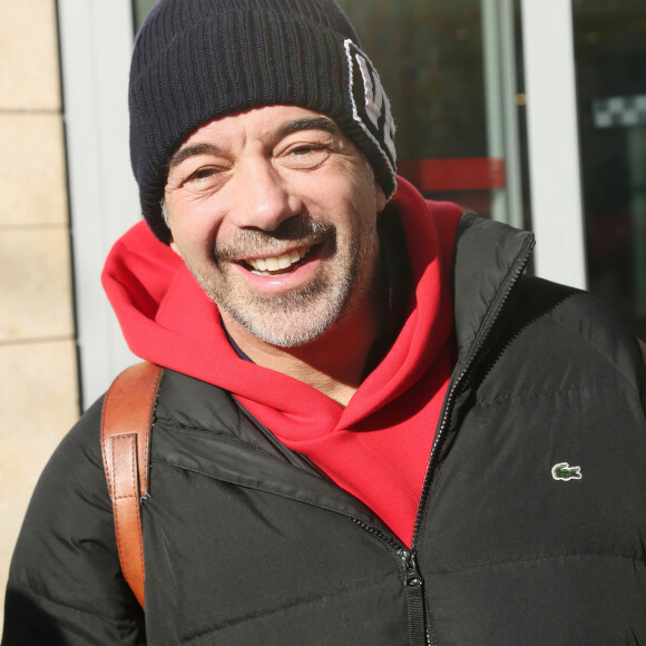 Stéphane Plaza arrive dans les studios de RTL à Paris, le 20 novembre 2019. © Jonathan Rebboah / Panoramic / Bestimage