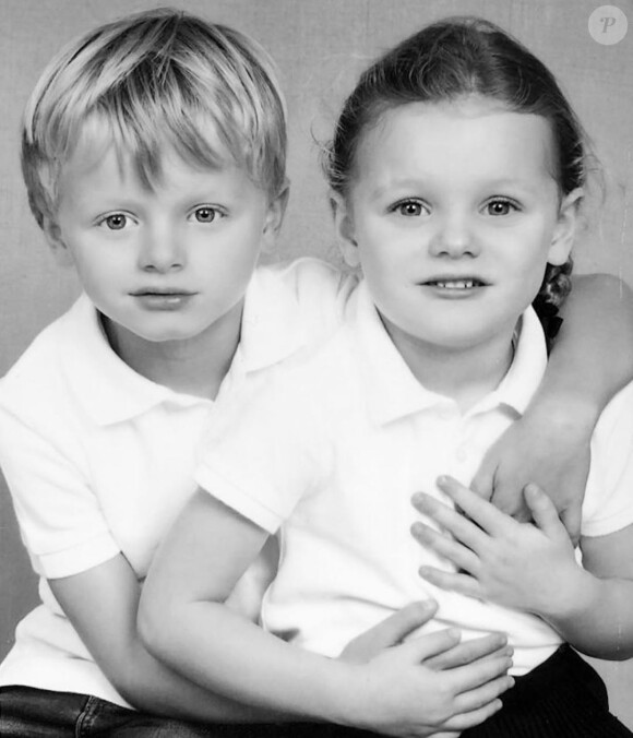 Charlene de Monaco a dévoilé les premières photos scolaires de ses enfants Jacques et Gabriella, sur Instagram, le 4 novembre 2019.