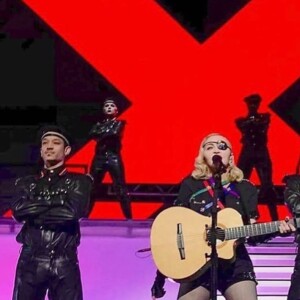 Madonna et son compagnon Ahlamalik Williams lors de la tournée MadameX Tour