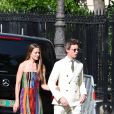 Eddie Redmayne et sa femme Hannah Bagshawe - Les célébrités arrivent à la réception du mariage de Zoe Kravitz et Karl Glusman dans la maison de Lenny Kravitz à Paris, France, le 29 juin 2019.