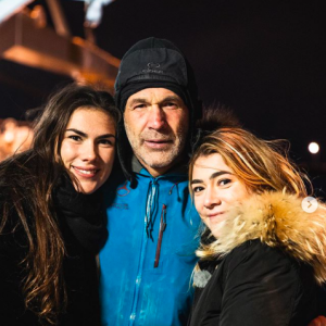 Mike Horn retrouve enfin ses filles, sur Instagram, le 30 décembre 2019.