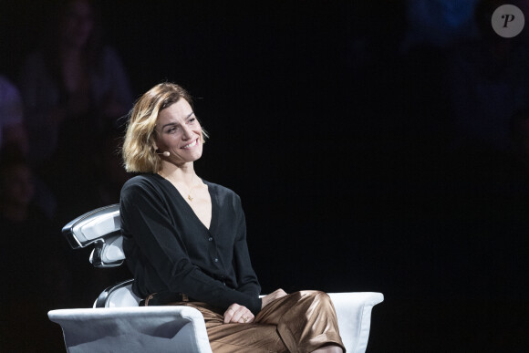 Exclusif - Fauve Hautot - Enregistrement de l'émission "La Chanson secrète 5", qui sera diffusée le 11 janvier 2020 sur TF1, à Paris. Le 17 décembre 2019 © Gaffiot-Perusseau / Bestimage