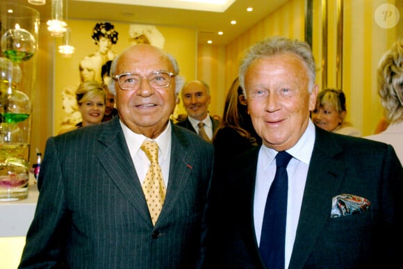 Jacques Dessange et Philippe Bouvard au 50e anniversaire de la marque Dessange à Paris le 20 septembre 2004.