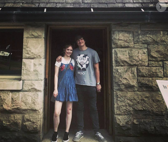 Andrew Burkle, fils du milliardaire Ronald Burkle (photographié avec son ex-petite amie Liliana Mumy), est mort lundi 6 janvier 2020, à l'âge de 26 ans.
