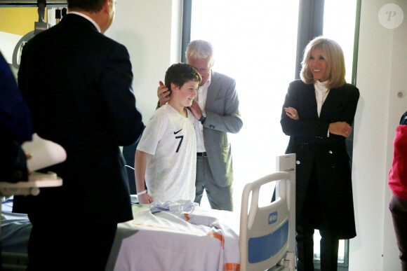 Brigitte Macron (Présidente de la Fondation Hôpitaux de Paris-Hôpitaux de France), Didier Deschamps, parrain de l'opération Pièces Jaunes 2020 lors du lancement de la 31ème édition de l'opération Pièce Jaunes au Centre Hospitalier Régional d'Orléans le 8 janvier 2020. © Dominique Jacovides / Bestimage