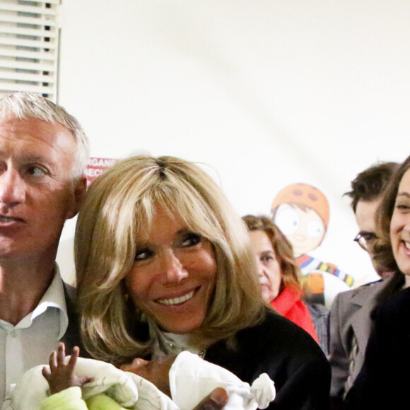 Brigitte Macron (Présidente de la Fondation Hôpitaux de Paris-Hôpitaux de France), Didier Deschamps, parrain de l'opération Pièces Jaunes 2020 lors du lancement de la 31ème édition de l'opération Pièce Jaunes au Centre Hospitalier Régional d'Orléans le 8 janvier 2020. © Dominique Jacovides / Bestimage