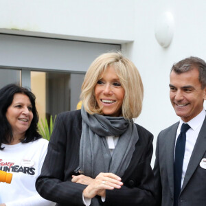 Brigitte Macron (Présidente de la Fondation Hôpitaux de Paris-Hôpitaux de France) lors du lancement de la 31ème édition de l'opération Pièce Jaunes au Centre Hospitalier Régional d'Orléans le 8 janvier 2020. © Dominique Jacovides / Bestimage