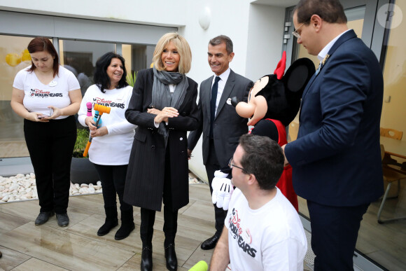 Brigitte Macron (Présidente de la Fondation Hôpitaux de Paris-Hôpitaux de France) lors du lancement de la 31ème édition de l'opération Pièce Jaunes au Centre Hospitalier Régional d'Orléans le 8 janvier 2020. © Dominique Jacovides / Bestimage