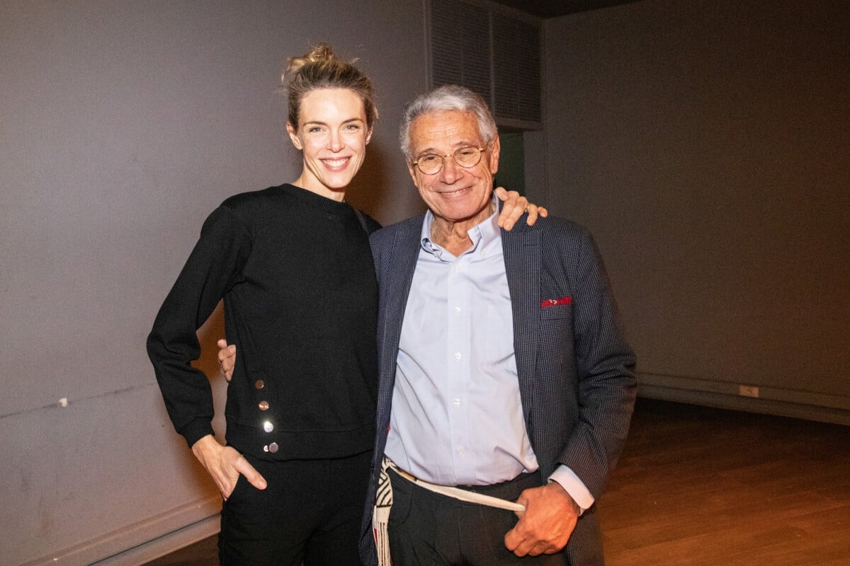 Photo Exclusif Jean Marie Périer et Julie Andrieu au théâtre du Rond Point pour une