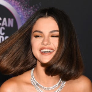 Selena Gomez à la 47ème soirée annuelle des American Music Awards au théâtre Microsoft à Los Angeles, le 24 novembre 2019