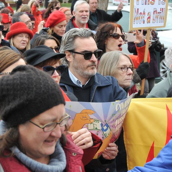 Susan Sarandon, Joaquin Phoenix - Les people marchent pour le climat à Washington le 10 janvier 2020.