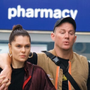 Exclusif - Jessie J et son compagnon Channing Tatum font du shopping en amoureux à Londres, le 19 juin 2019.