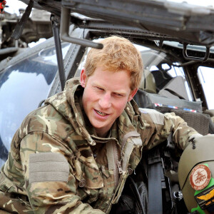 Le prince Harry d'Angleterre aura servi en tant que co-pilote d'un helicoptere Apache pendant 4 mois au camp Bastion en Afghanistan. Son service devait prendre fin lundi 21 janvier 2013