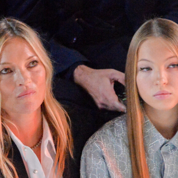 Kate Moss et sa fille Lila Grace Moss-Hack au défilé de mode Homme automne-hiver 2020/2021 " Dior Homme " lors de la fashion week à Paris. Le 17 janvier 2020 © Veeren - Christophe Clovis / Bestimage