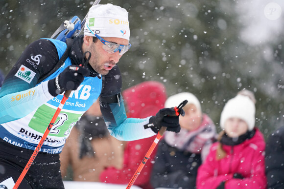 Martin Fourcade lors du relais de biathlon à Ruhpolding en Allemagne le 18 janvier 2020.