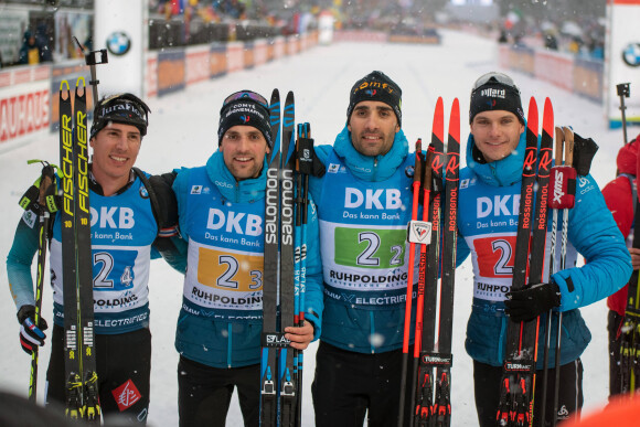 Emilien Jacquelin, Martin Fourcade, Simon Desthieux et Quentin Fillon Maillet ont remporté le relais de biathlon de Ruhpolding en Allemagne le 18 janvier 2020.