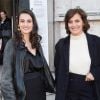 Inès de la Fressange et sa fille Nine d'Urso au défilé de mode Schiaparelli, collection Haute Couture printemps-été 2020, au Palais de Tokyo. Paris, le 20 janvier 2020.