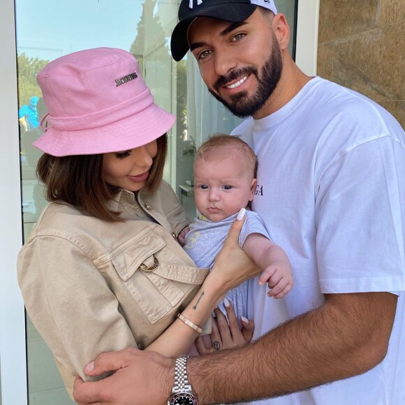 Nabilla Benattia, Thomas Vergara et leur fils Milann, le 8 janvier 2019