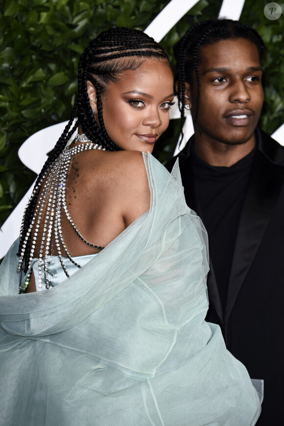 Rihanna et ASAP Rocky à la soirée 'Fashion Awards 2019' au Royal Albert Hall à Londres, le 2 décembre 2019. © Steve Vas / ZumaPress / Bestimage