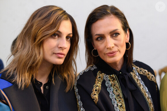 Sveva Alviti et Nieves Alvarez assistent au défilé Elie Saab, collection Haute Couture printemps-été 2020 au Grand Palais. Paris, le 22 janvier 2020.