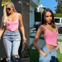 Khloé Kardashian et Nabilla craquent pour le même corset rose bonbon
