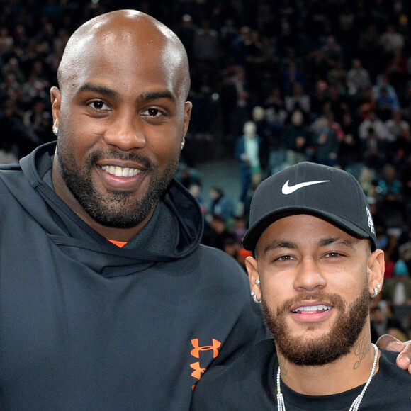 Teddy Riner et Neymar Jr assistent au NBA Game Paris 2020 opposant les Milwaukee Bucks et les Charlotte Hornets à l'AccorHotels Arena. Paris, le 24 janvier 2020. © Veeren / Bestimage