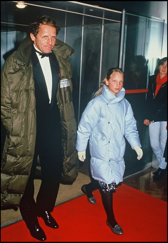 Patrick Poivre d'Arvor et sa fille Solenn aux César en 1987.