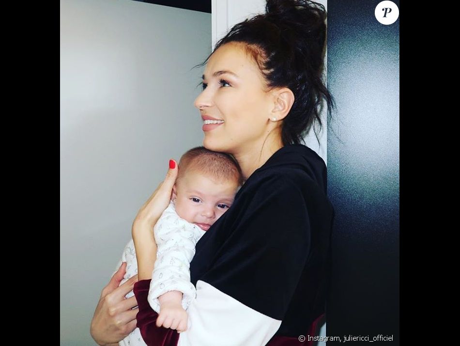 Julie Ricci et son fils Gianni - Instagram, 30 novembre 2018