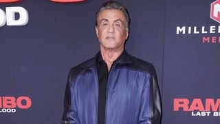 Sylvester Stallone : À 73 ans, Rambo assume enfin ses cheveux blancs !