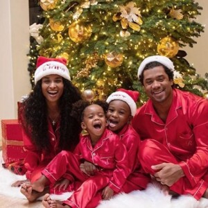 Ciara fête Noël en famille avec Russell Wilson, Sienna et Future. Instagram. Le 25 décembre 2019.