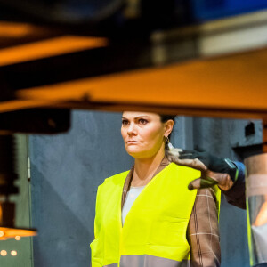 La princesse Victoria de Suède et le prince Daniel visitaient un atelier à Höganäs le 29 janvier 2020.