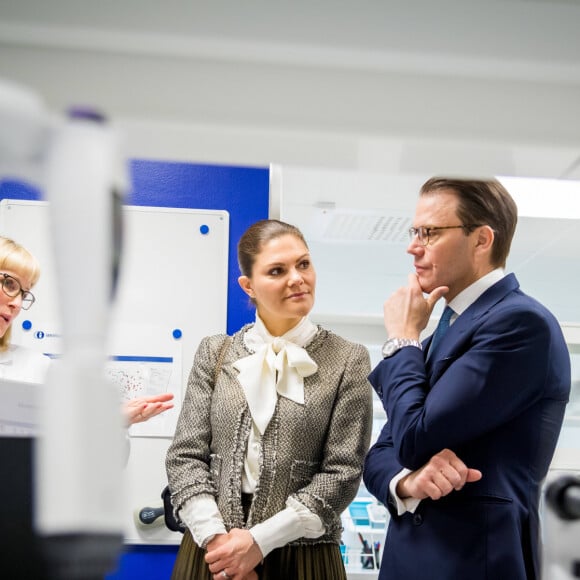 Le prince Daniel et la princesse Victoria de Suède ont visité le "Medicon Village" à Lund, le 30 janvier 2020.