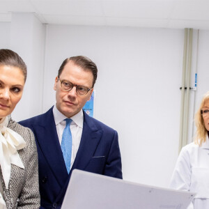 Le prince Daniel et la princesse Victoria de Suède ont visité le "Medicon Village" à Lund, le 30 janvier 2020.
