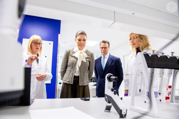 Le prince Daniel et la princesse Victoria de Suède ont visité le "Medicon Village" à Lund, le 30 janvier 2020.