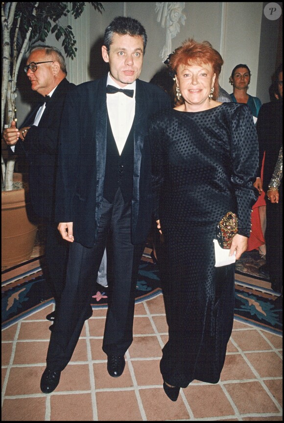 Régine et son fils Lionel Rotcage en 1988.