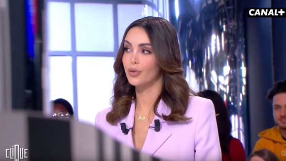 Nabilla dans l'émission "Clique" diffusée sur Canal+, le 3 février 2020.