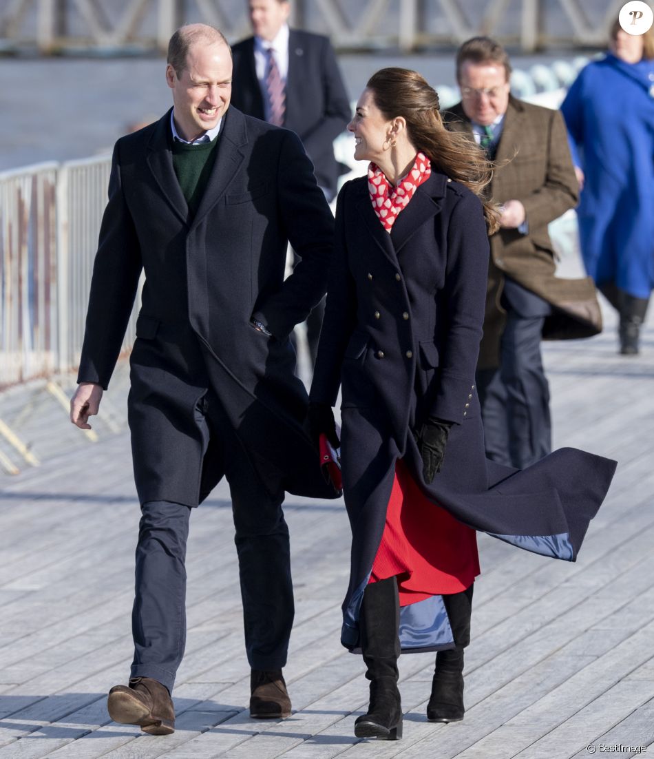 CASA REAL BRITÁNICA - Página 18 5387654-catherine-kate-middleton-duchesse-de-ca-950x0-2