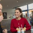 Le prince William, duc de Cambridge, Catherine Kate Middleton duchesse de Cambridge en visite chez Joe's Ice Cream Parlour sur Mumbles road à Swansea le 4 février 2020.