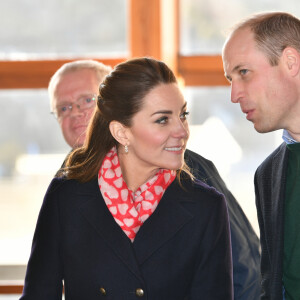 Le prince William, duc de Cambridge, Catherine Kate Middleton, duchesse de Cambridge, lors d'une visite de la station de sauvetage RNLI Mumbles près de Swansea dans le sud du Pays de Galles le 4 février 2020.