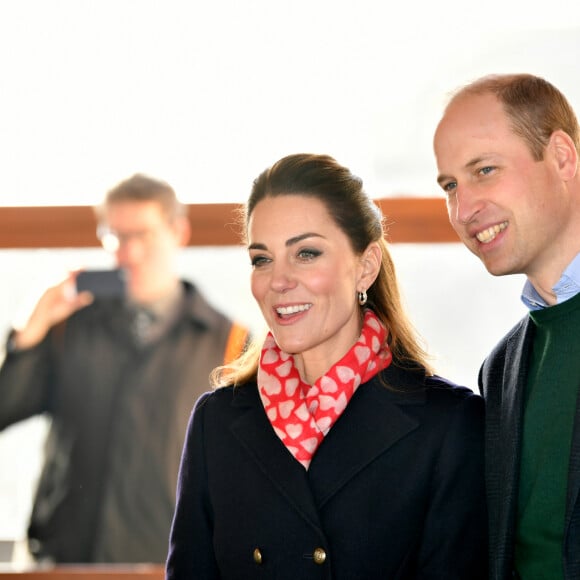 Le prince William, duc de Cambridge, Catherine Kate Middleton, duchesse de Cambridge, lors d'une visite de la station de sauvetage RNLI Mumbles près de Swansea dans le sud du Pays de Galles le 4 février 2020.