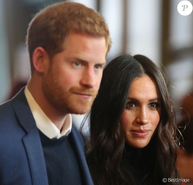 Le prince Harry et sa fiancée Meghan Markle lors d'une réception pour les jeunes au palais de Holyroodhouse à Edimbbourg, Ecosse le 13 février 2018.