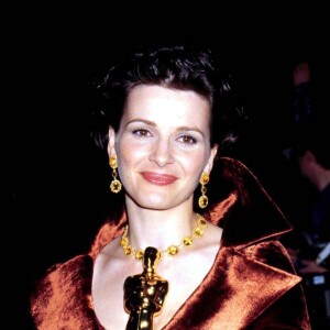 Juliette Binoche aux Oscars en 1997.