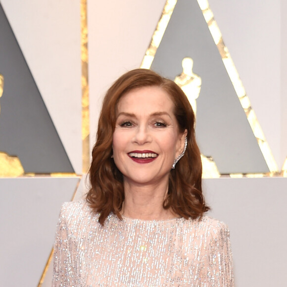 Isabelle Huppert - Les célébrités arrivent à la 89ème cérémonie des Oscars au Hollywood & Highland Center à Hollywood, le 26 février 2017.