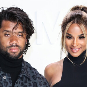 Ciara, enceinte, et son mari Russell Wilson au défilé Tom Ford organisé le 7 février 2020 aux Milk Studios à Los Angeles.