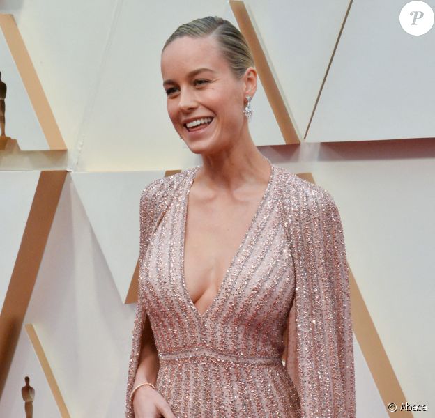 Brie Larson assiste aux 92e Oscars au Dolby Theatre, habillée d'une robe CELINE. Hollywood, Los Angeles, le 9 février 2020.