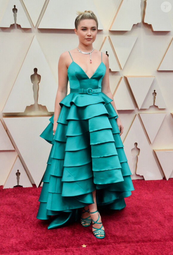 Florence Pugh assiste aux 92e Oscars au Dolby Theatre, habillée d'une robe Louis Vuitton. Hollywood, Los Angeles, le 9 février 2020.
