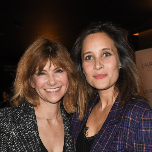 Florence Pernel et Julie de Bona - 25e cérémone des Lauriers de l'Audiovisuel au Théâtre Marigny à Paris, France, le 10 février 2020. © Coadic Guirec/Bestimage