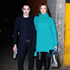 Stephanie Seymour et son fils Peter Brant, Jr. arrivent à la Park Avenue Armory pour assister au défilé Marc Jacobs. New York, le 12 février 2020.