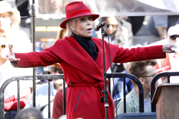 Jane Fonda à la manifestation Fire Drill Friday dans les rues de Los Angeles, le 7 février 2020 © Future-Image via Zuma/Bestimage